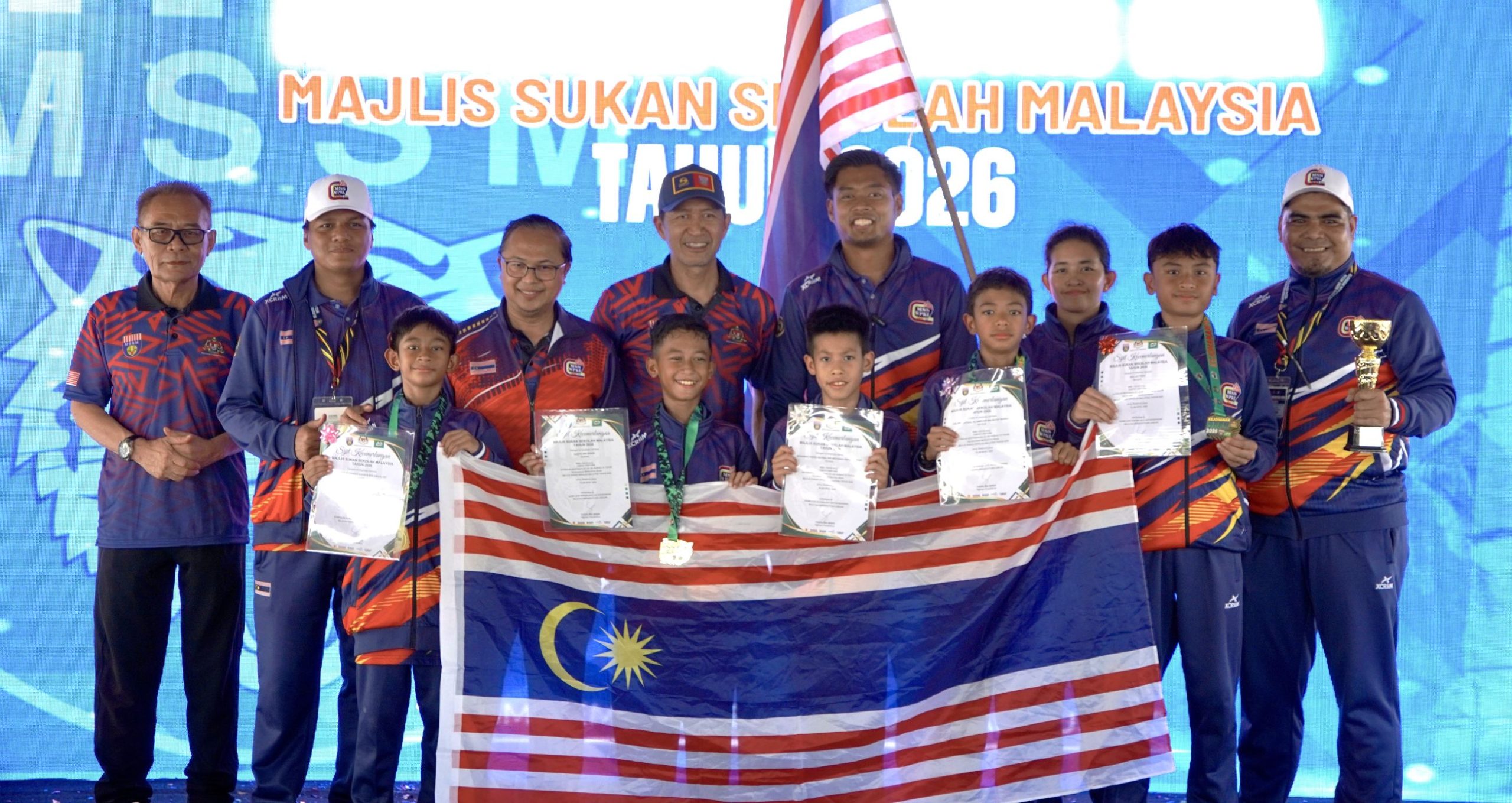 Keputusan 12 Tahun Lelaki